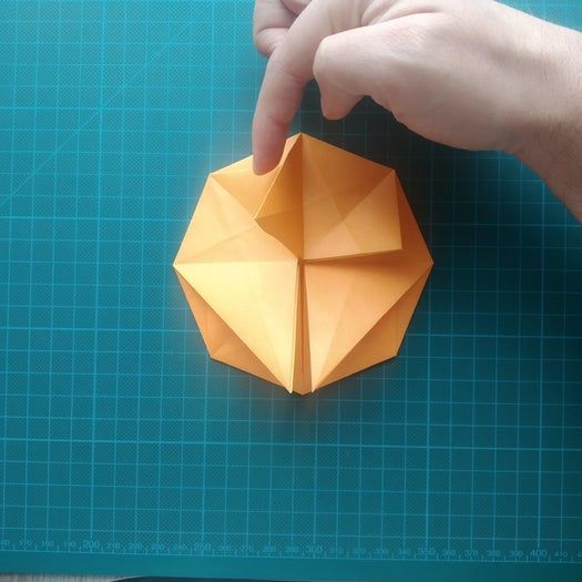 手工折纸教程：用20厘米彩纸折出π符号硬币折纸-第42张图片-趣作屋