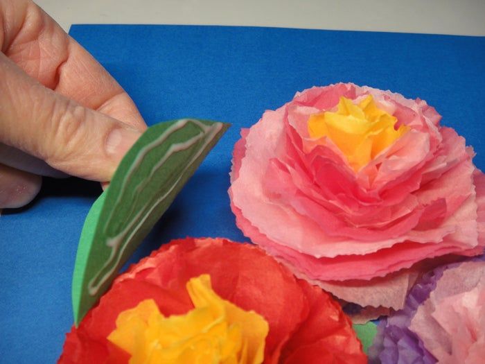 超简单蓬松花朵手工制作教程，孩子也能轻松上手-第21张图片-趣作屋