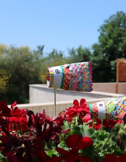 亲子手工DIY：用纸筒轻松制作彩色鲤鱼旗-第3张图片-趣作屋