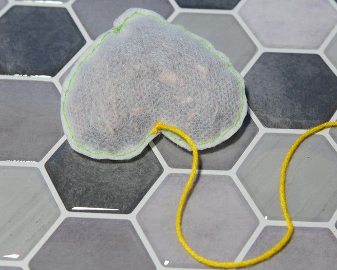 手工制作心形茶包加拍立得标签，自制创意情人节礼物教程-第10张图片-趣作屋