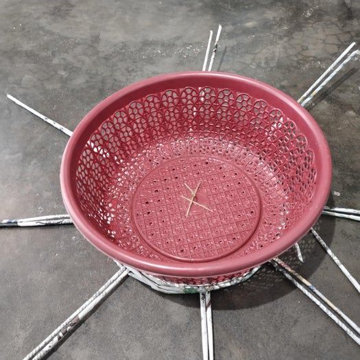 超详细纸艺花篮制作教程，用皱纹纸轻松DIY非洲菊花束-第19张图片-趣作屋