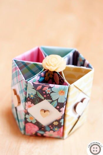 手工折纸铅笔筒教程:6岁宝宝也能做的可爱文具DIY-第13张图片-趣作屋 手工折纸铅笔筒教程:6岁宝宝也能做的可爱文具DIY-第13张图片-趣作屋