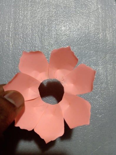 超详细手工纸花制作教程，零基础也能轻松上手！-第24张图片-趣作屋