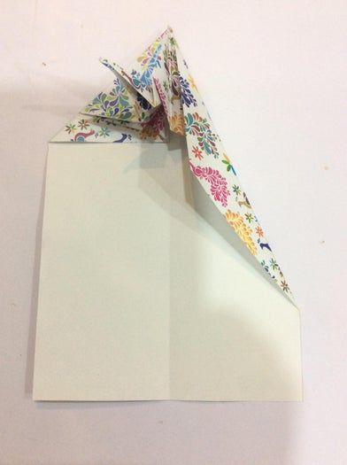 超详细折纸孔雀手工教程,零基础也能轻松学会-第15张图片-趣作屋 超详细折纸孔雀手工教程,零基础也能轻松学会-第15张图片-趣作屋