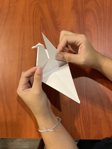 轻松学会两种千纸鹤折法，适合学生手工入门-第27张图片-趣作屋