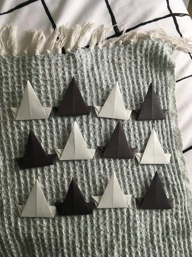 超简单纸制小皇冠手工教程，零基础也能轻松上手！-第9张图片-趣作屋