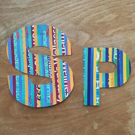 用旧报纸杂志DIY彩色字母手工教程-第1张图片-趣作屋 用旧报纸杂志DIY彩色字母手工教程-第1张图片-趣作屋