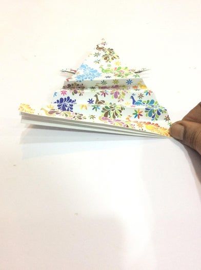 超详细折纸孔雀手工教程,零基础也能轻松学会-第19张图片-趣作屋 超详细折纸孔雀手工教程,零基础也能轻松学会-第19张图片-趣作屋