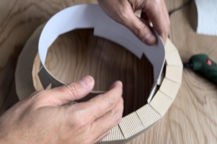 超简单!用纸手工制作宇航员头盔教程-第9张图片-趣作屋 超简单!用纸手工制作宇航员头盔教程-第9张图片-趣作屋