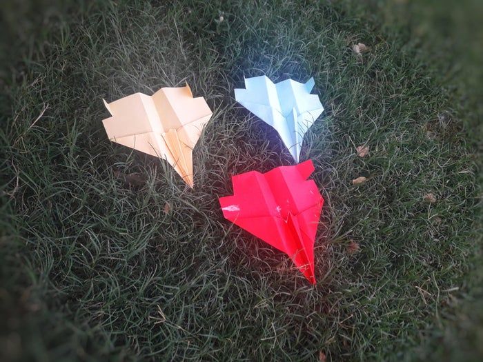 超简单F-15纸飞机折法教程,一扔能飞9米远-第21张图片-趣作屋 超简单F-15纸飞机折法教程,一扔能飞9米远-第21张图片-趣作屋