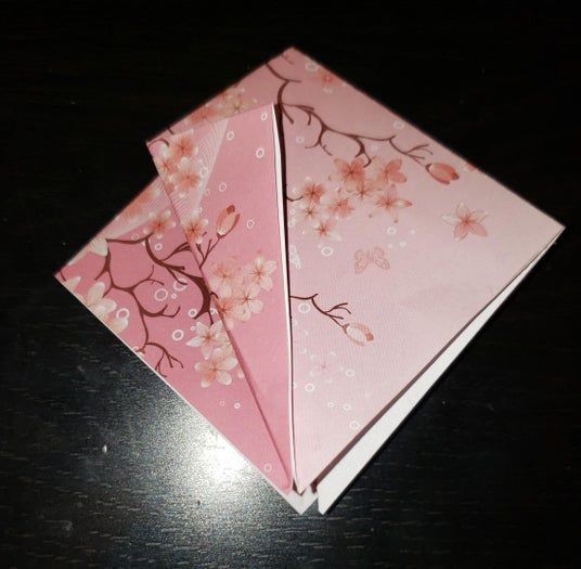 超简单千纸鹤折法教程,一学就会的手工折纸指南-第8张图片-趣作屋