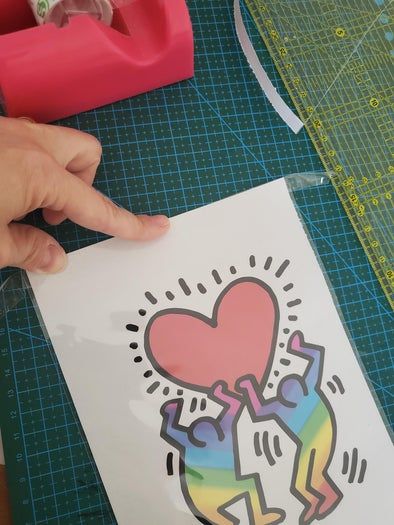 亲子手工魔术道具制作教程：让黑白画变彩色的魔法小技巧-第5张图片-趣作屋