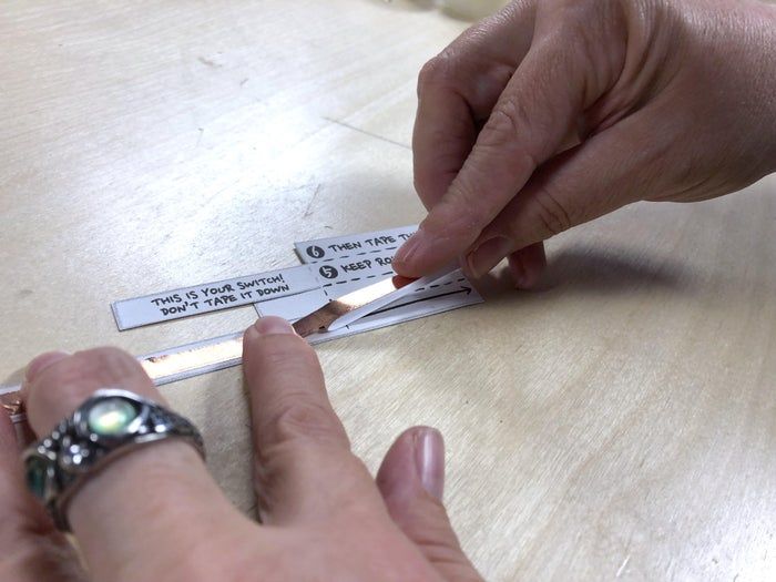 低成本手工制作会发光独角兽玩偶教程-第8张图片-趣作屋 低成本手工制作会发光独角兽玩偶教程-第8张图片-趣作屋