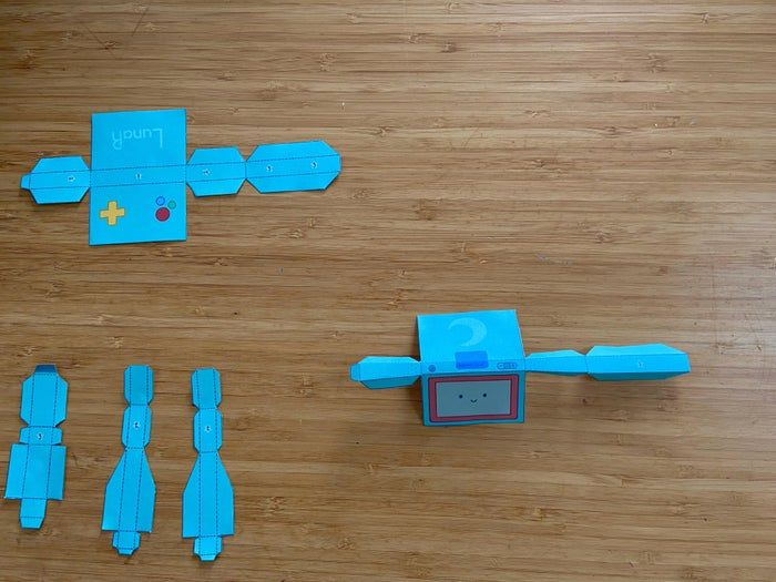 手工制作会动的LunaR游戏机器人教程-第6张图片-趣作屋 手工制作会动的LunaR游戏机器人教程-第6张图片-趣作屋