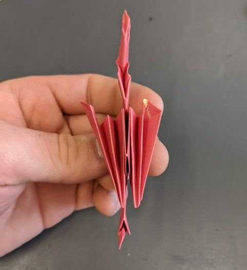 超简单折纸龙教程,一张纸就能搞定!-第22张图片-趣作屋 超简单折纸龙教程,一张纸就能搞定!-第22张图片-趣作屋