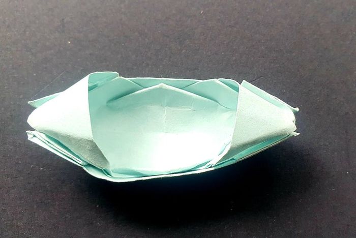 超简单折纸船教程:教你用方形纸折出实用小船-第18张图片-趣作屋 超简单折纸船教程:教你用方形纸折出实用小船-第18张图片-趣作屋