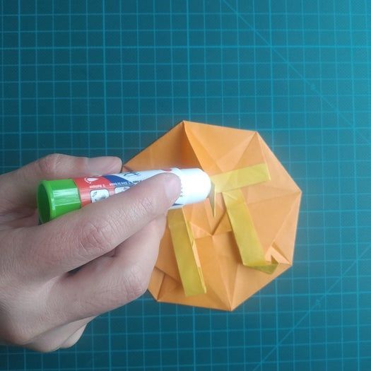 手工折纸教程：用20厘米彩纸折出π符号硬币折纸-第111张图片-趣作屋