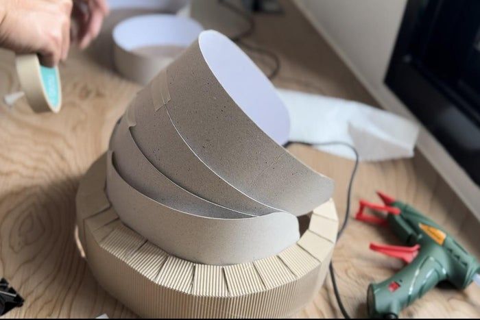 超简单!用纸手工制作宇航员头盔教程-第10张图片-趣作屋 超简单!用纸手工制作宇航员头盔教程-第10张图片-趣作屋