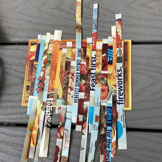 用旧报纸杂志DIY彩色字母手工教程-第15张图片-趣作屋 用旧报纸杂志DIY彩色字母手工教程-第15张图片-趣作屋