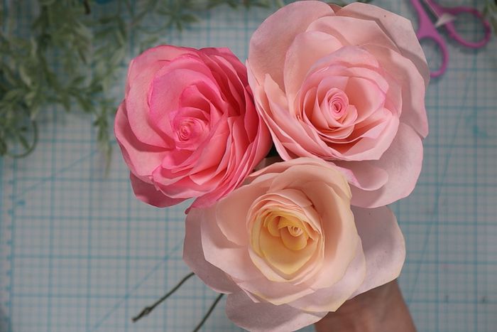 超详细手工纸花制作教程,低成本打造婚礼纪念花束-第14张图片-趣作屋 超详细手工纸花制作教程,低成本打造婚礼纪念花束-第14张图片-趣作屋