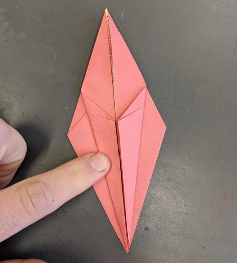 超简单折纸龙教程,一张纸就能搞定!-第9张图片-趣作屋 超简单折纸龙教程,一张纸就能搞定!-第9张图片-趣作屋