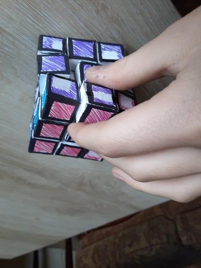 超简单!用纸手工制作能转动的魔方教程-第8张图片-趣作屋