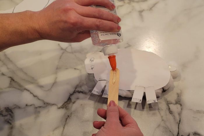 简单手工制作羊毛小羊手偶,适合节日DIY-第9张图片-趣作屋 简单手工制作羊毛小羊手偶,适合节日DIY-第9张图片-趣作屋