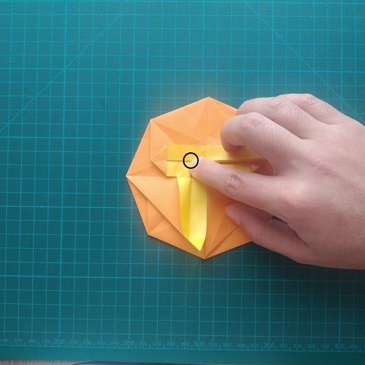 手工折纸教程：用20厘米彩纸折出π符号硬币折纸-第61张图片-趣作屋