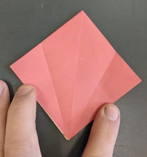 超简单折纸龙教程,一张纸就能搞定!-第7张图片-趣作屋 超简单折纸龙教程,一张纸就能搞定!-第7张图片-趣作屋