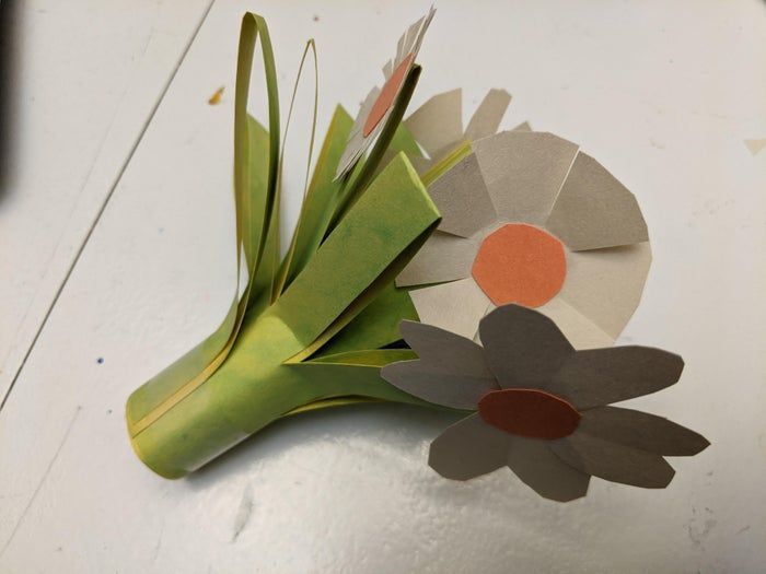 低成本手工制作白色纸花教程,轻松打造创意花束-第20张图片-趣作屋 低成本手工制作白色纸花教程,轻松打造创意花束-第20张图片-趣作屋