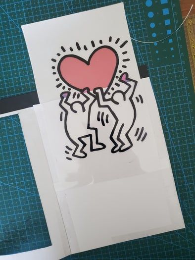 亲子手工魔术道具制作教程：让黑白画变彩色的魔法小技巧-第14张图片-趣作屋