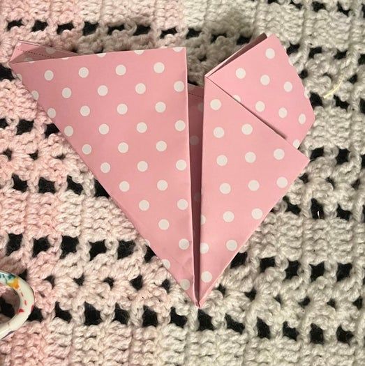 高效折纸星星教程：许愿好运的简单手工制作方法-第31张图片-趣作屋