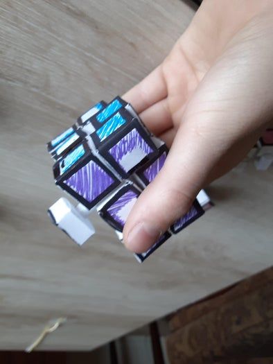 超简单!用纸手工制作能转动的魔方教程-第6张图片-趣作屋