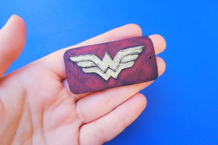 低成本手工制作超级英雄钥匙扣教程-第26张图片-趣作屋