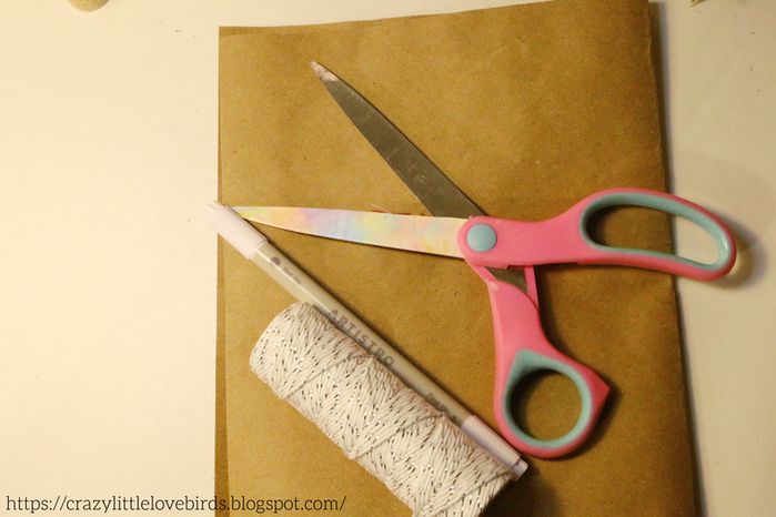 节日主题书签手工制作教程,简单又实用的DIY礼物-第7张图片-趣作屋 节日主题书签手工制作教程,简单又实用的DIY礼物-第7张图片-趣作屋