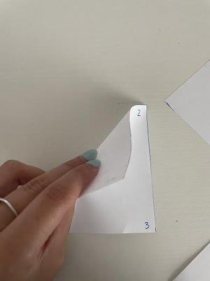 超简单!10厘米纸张折跳蛙教程,一看就会-第12张图片-趣作屋 超简单!10厘米纸张折跳蛙教程,一看就会-第12张图片-趣作屋