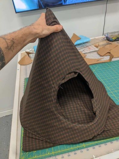 手工制作宠物帐篷窝教程，简单易学的DIY方法-第13张图片-趣作屋