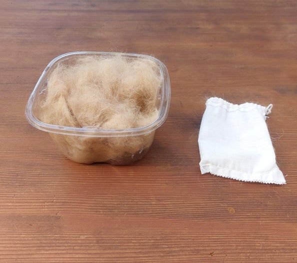 用狗狗掉毛手工制作可爱毛球玩具的省钱妙招-第2张图片-趣作屋