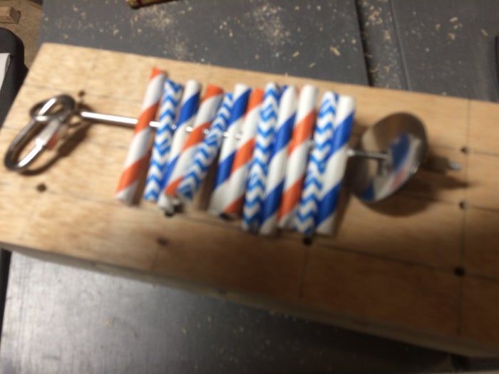 自制小鸟啃咬玩具工具教程，轻松打造宠物益智玩具-第15张图片-趣作屋