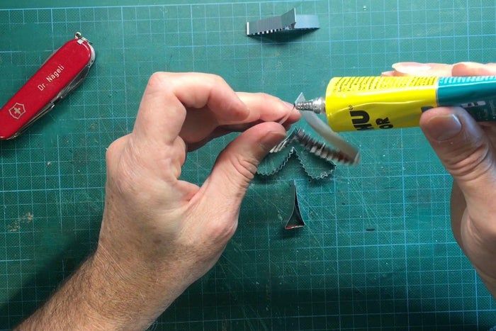 用饮料罐制作迷你森林装饰树教程-第11张图片-趣作屋 用饮料罐制作迷你森林装饰树教程-第11张图片-趣作屋