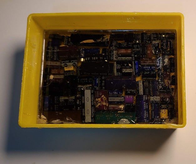 用废旧电子设备制作厨房装饰瓷砖的环保教程-第12张图片-趣作屋 用废旧电子设备制作厨房装饰瓷砖的环保教程-第12张图片-趣作屋