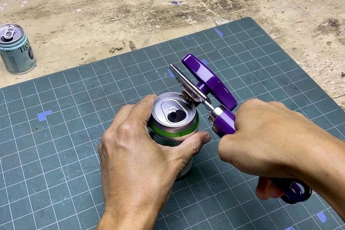 废旧饮料罐DIY笔筒教程-第3张图片-趣作屋 废旧饮料罐DIY笔筒教程-第3张图片-趣作屋