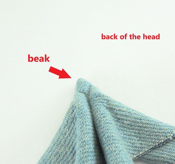 用旧牛仔布制作和平鸽胸针的折纸灵感教程-第20张图片-趣作屋