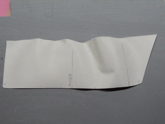 废旧笔记本变身时尚皮革配饰教程-第7张图片-趣作屋