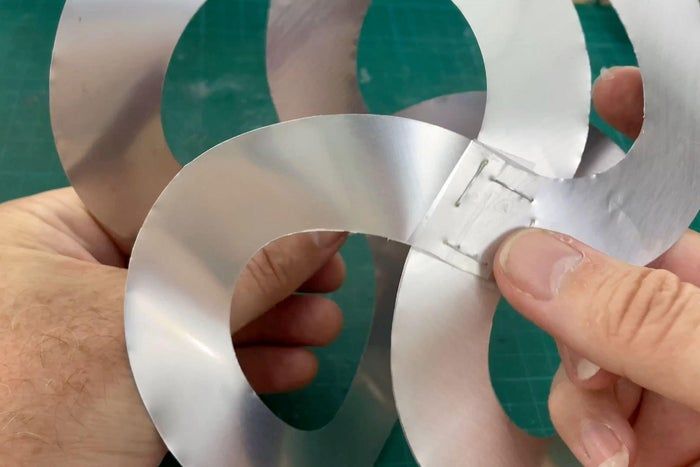 用饮料罐制作户外风动螺旋装饰教程-第14张图片-趣作屋 用饮料罐制作户外风动螺旋装饰教程-第14张图片-趣作屋