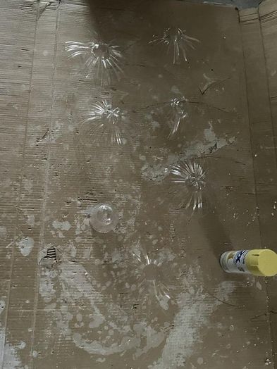 塑料瓶变废为宝：简单几步做出美丽花朵装饰-第12张图片-趣作屋