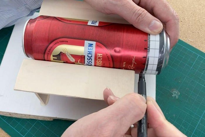 易拉罐DIY灯笼制作教程-第3张图片-趣作屋 易拉罐DIY灯笼制作教程-第3张图片-趣作屋