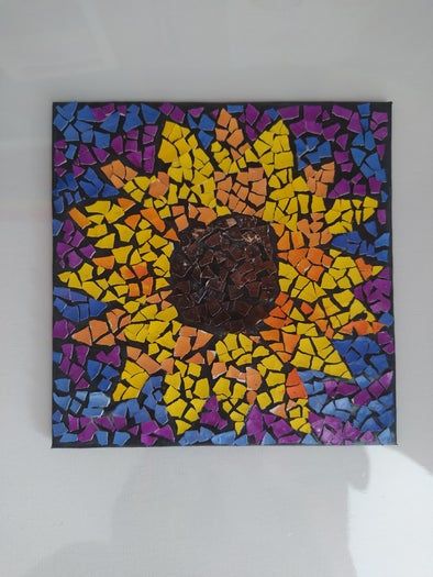 用鸡蛋壳做多彩马赛克装饰的简单方法-第1张图片-趣作屋