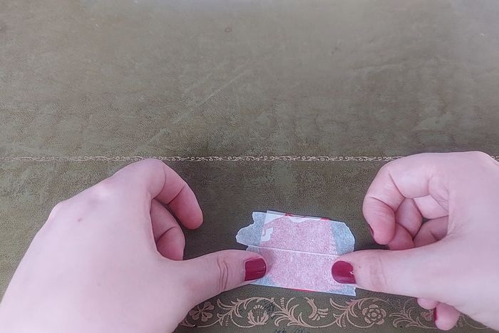 用饮料罐制作佩吉·卡特和美国队长盾牌配饰教程-第13张图片-趣作屋 用饮料罐制作佩吉·卡特和美国队长盾牌配饰教程-第13张图片-趣作屋