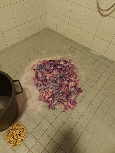 用头发染剂制作银河风格羊皮教程-第9张图片-趣作屋